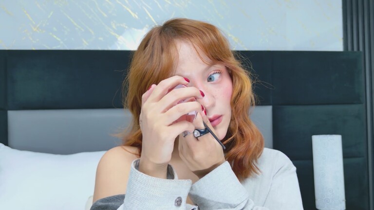 EmilyKlein's Streamate show and profile