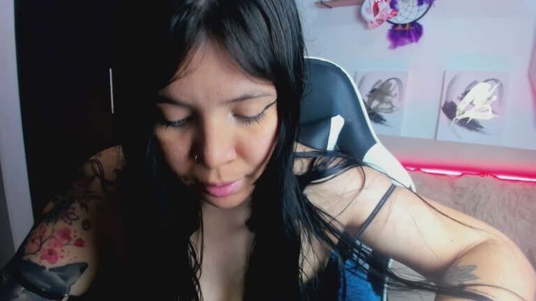 AilynRed's Streamate show and profile