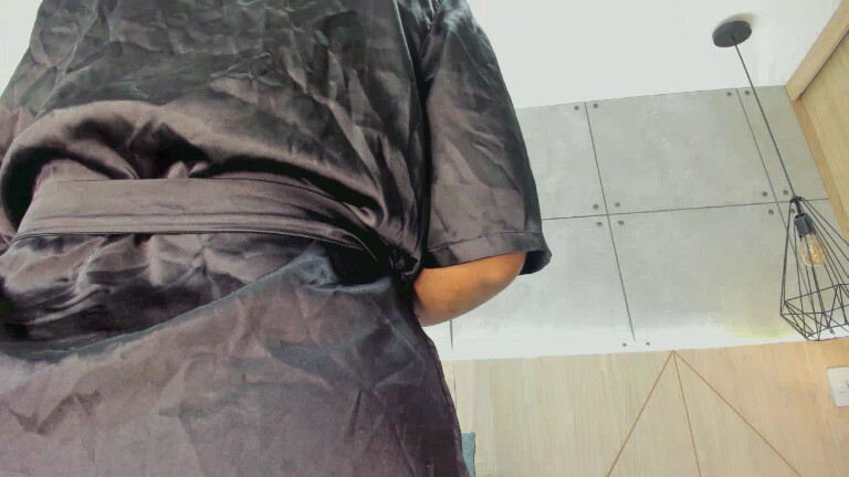 IssySosa's Streamate show and profile