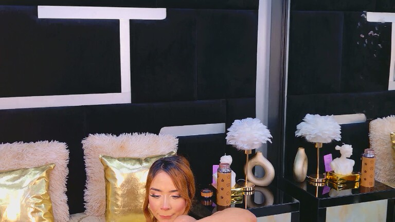 AlanaFerrara's Streamate show and profile