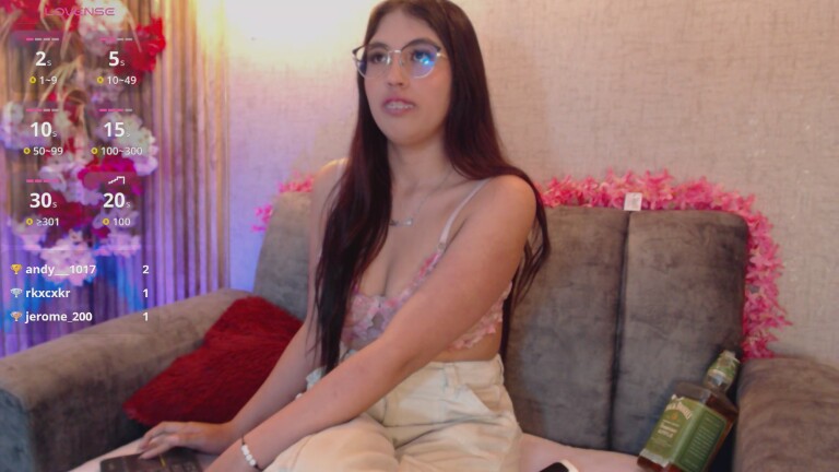 DiazMia_s's Streamate show and profile