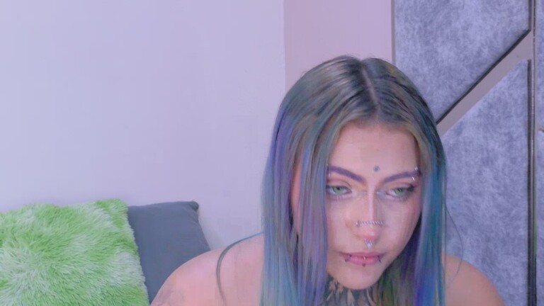 MALORYGREY's Streamate show and profile