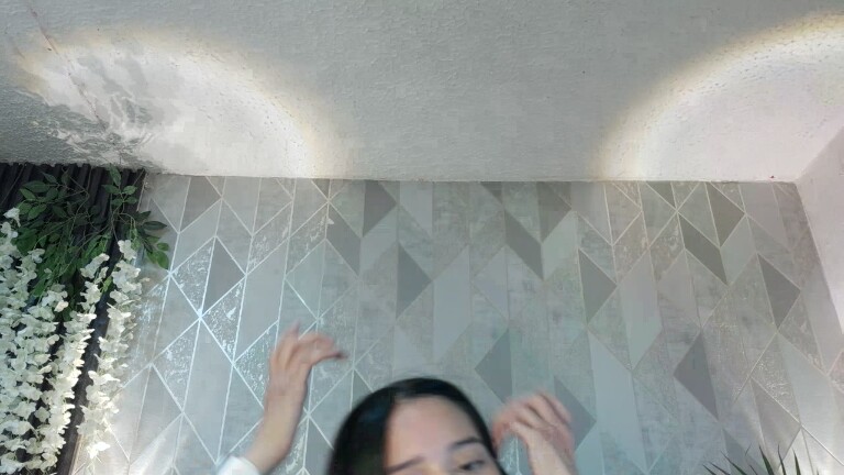 Lia_Bloom's Streamate show and profile