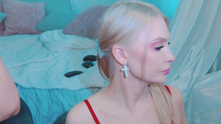 DenLina's Streamate show and profile