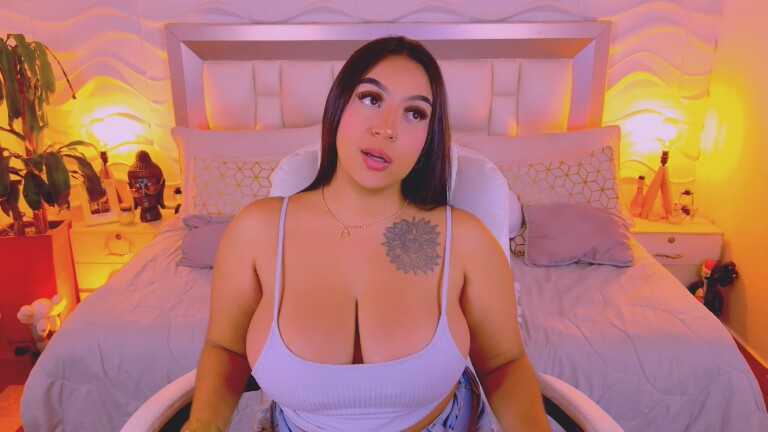 MartinaPiero's Streamate show and profile