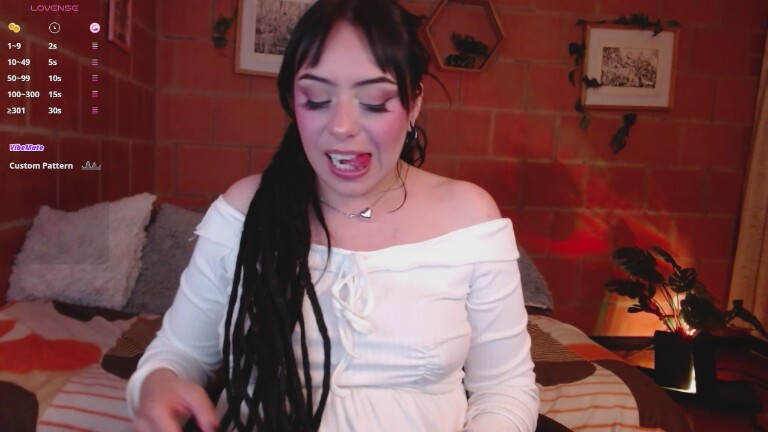 Harmony018's Streamate show and profile