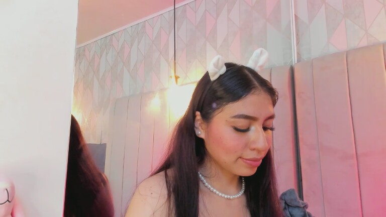 ZoeBell's Streamate show and profile