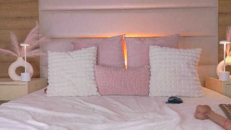 IsaLondon's Streamate show and profile