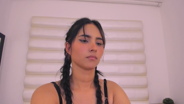 SamanthaLevy's Streamate show and profile