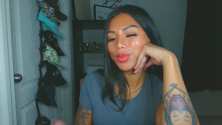 ExoticArya's Streamate show and profile